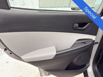 2022 Hyundai Kona SE