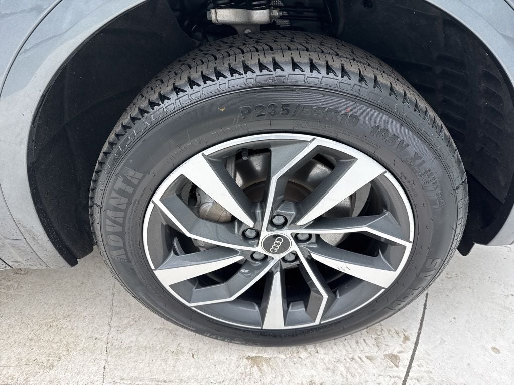 2024 Audi Q5 45 S line Premium quattro