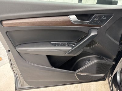 2024 Audi Q5 45 S line Premium quattro