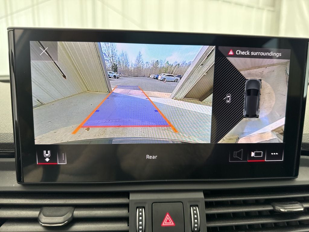 2024 Audi Q5 45 S line Premium quattro