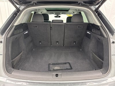 2024 Audi Q5 45 S line Premium quattro