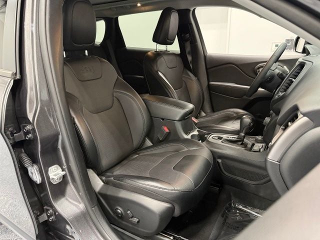2022 Jeep Cherokee Latitude Lux