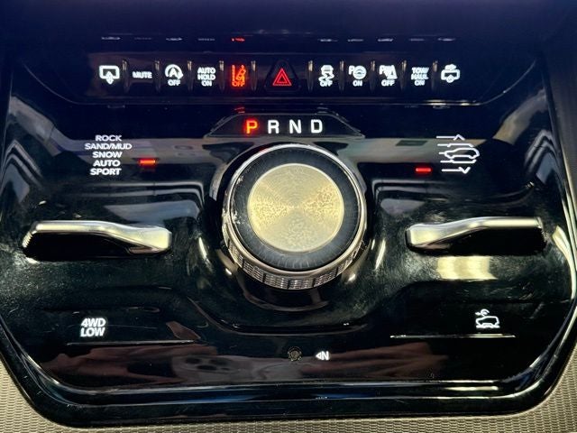 2024 Jeep Grand Wagoneer L Series II