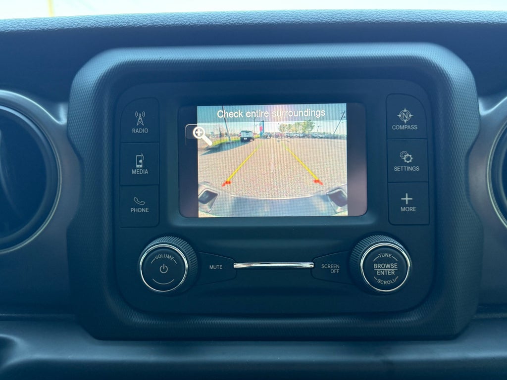 2021 Jeep Gladiator Willys