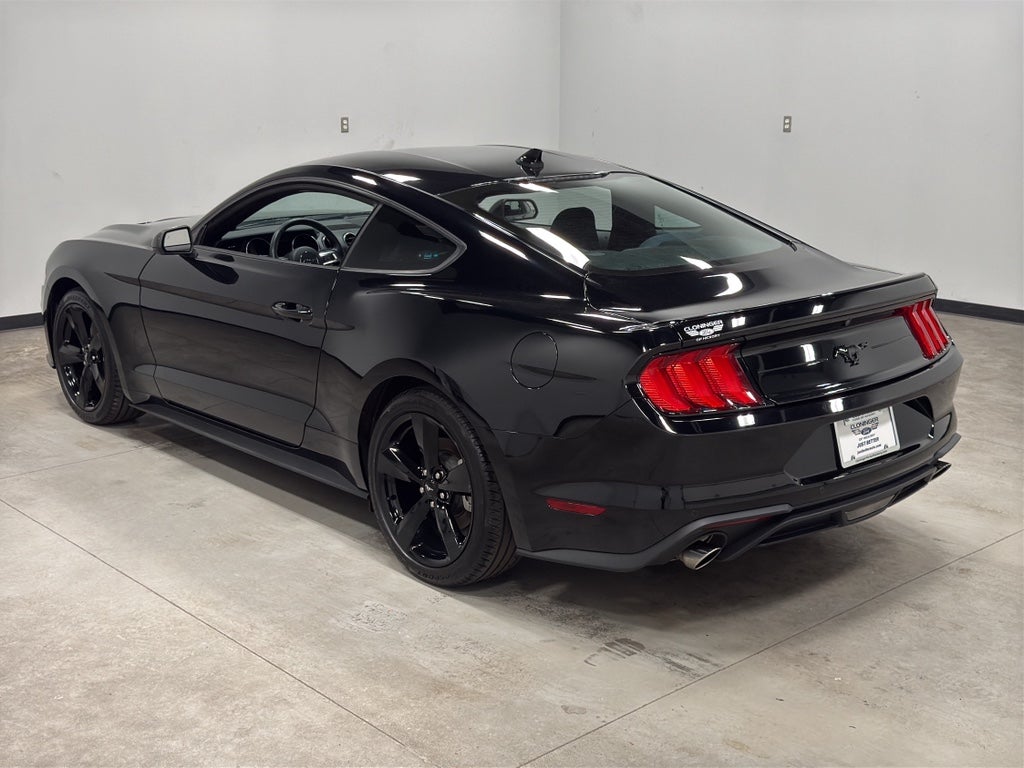 2022 Ford Mustang EcoBoost