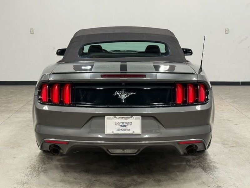 2015 Ford Mustang V6