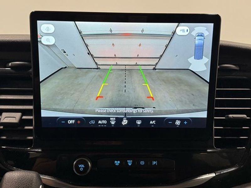 2024 Ford Transit Wagon XLT