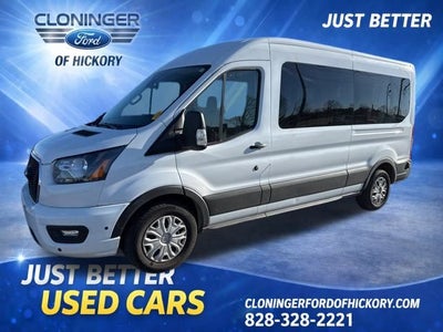 2024 Ford Transit Wagon XLT