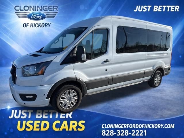 2024 Ford Transit Wagon XLT