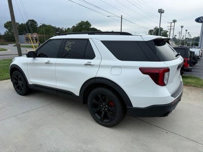 2022 Ford Explorer ST