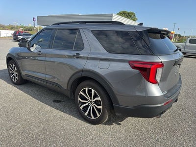 2022 Ford Explorer ST-Line