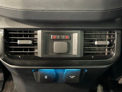 2022 Ford F-150 Lightning Platinum