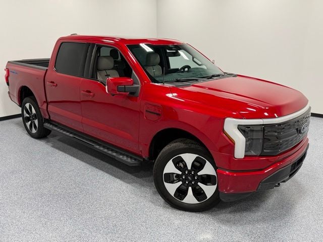2022 Ford F-150 Lightning Platinum