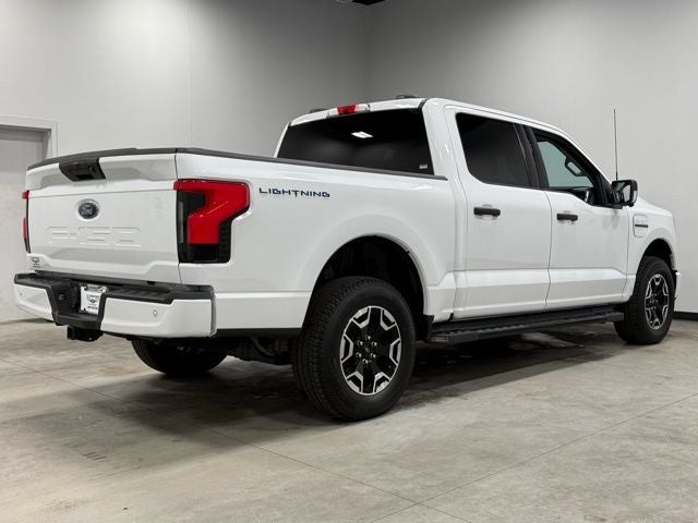 2023 Ford F-150 Lightning XLT
