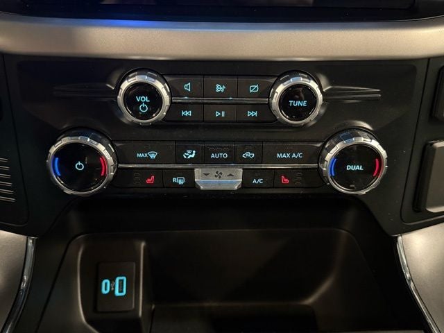 2023 Ford F-150 Lightning XLT