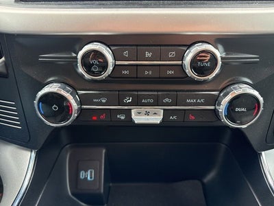 2023 Ford F-150 Lightning XLT