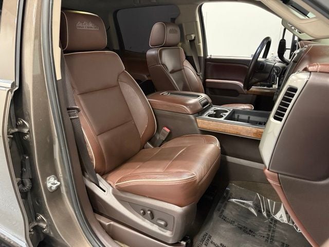 2015 Chevrolet Silverado 3500HD High Country