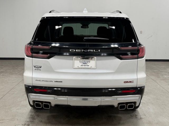 2024 GMC Acadia Denali