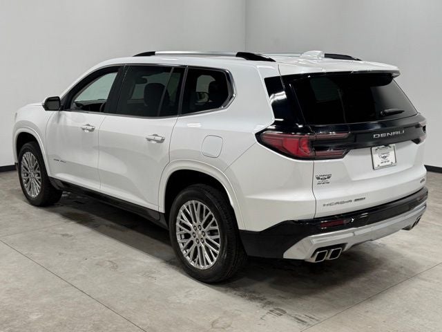 2024 GMC Acadia Denali