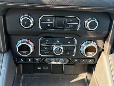 2022 GMC Yukon AT4