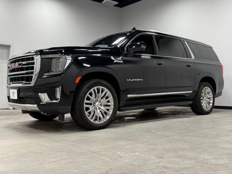 2023 GMC Yukon XL SLT