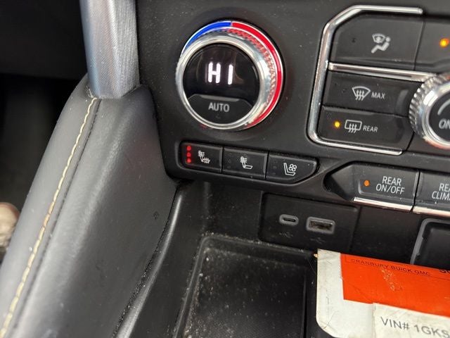 2023 GMC Yukon XL SLT