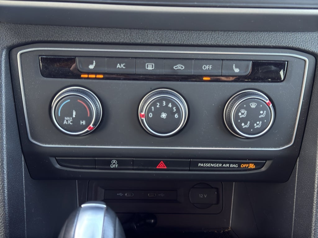 2023 Volkswagen Atlas Cross Sport 2.0T SE