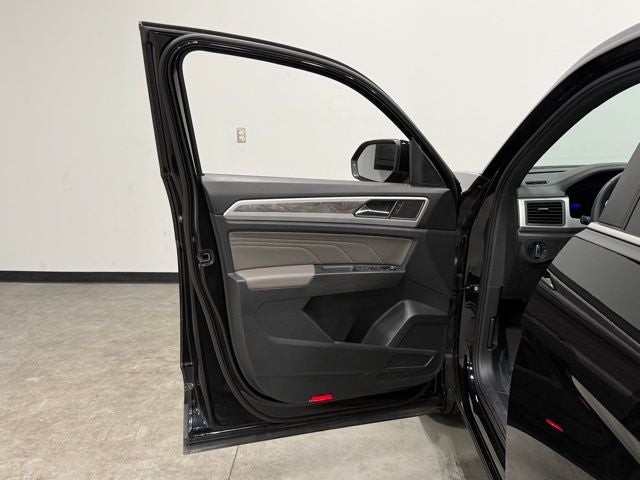 2023 Volkswagen Atlas Cross Sport 2.0T SE