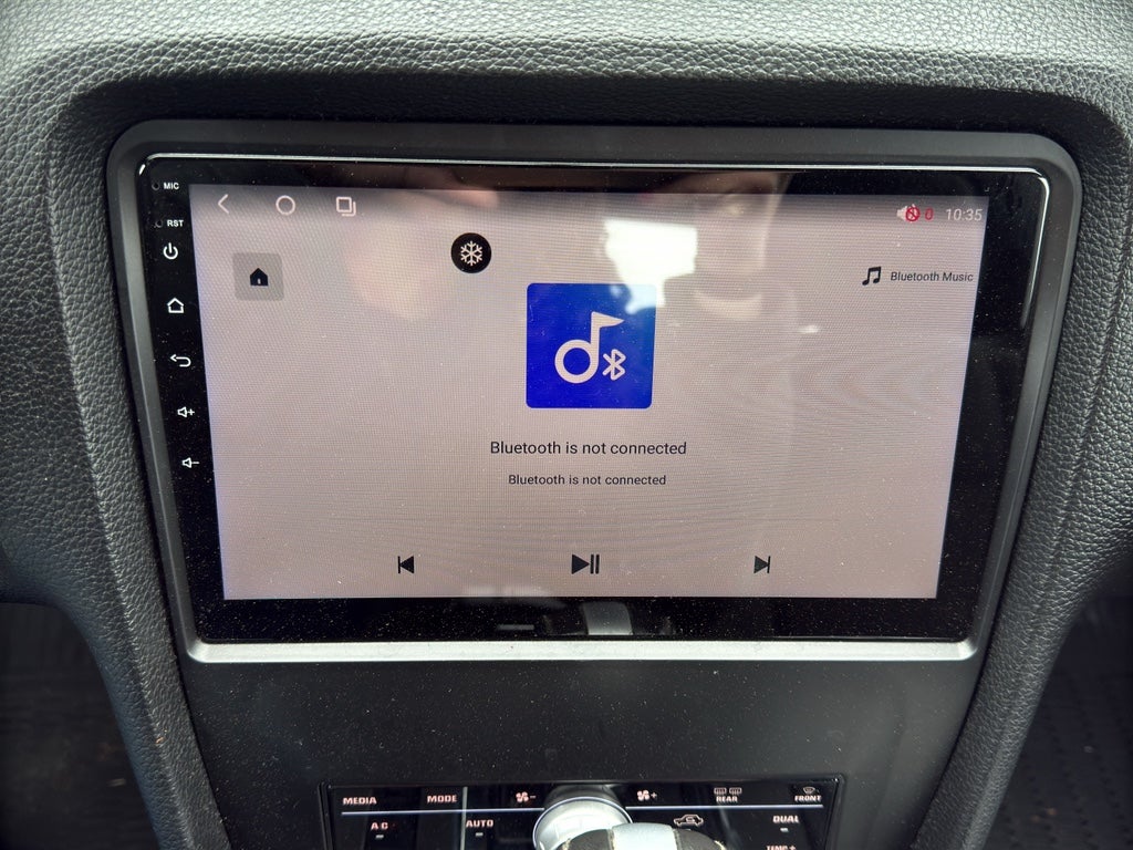 2013 Ford Mustang V6