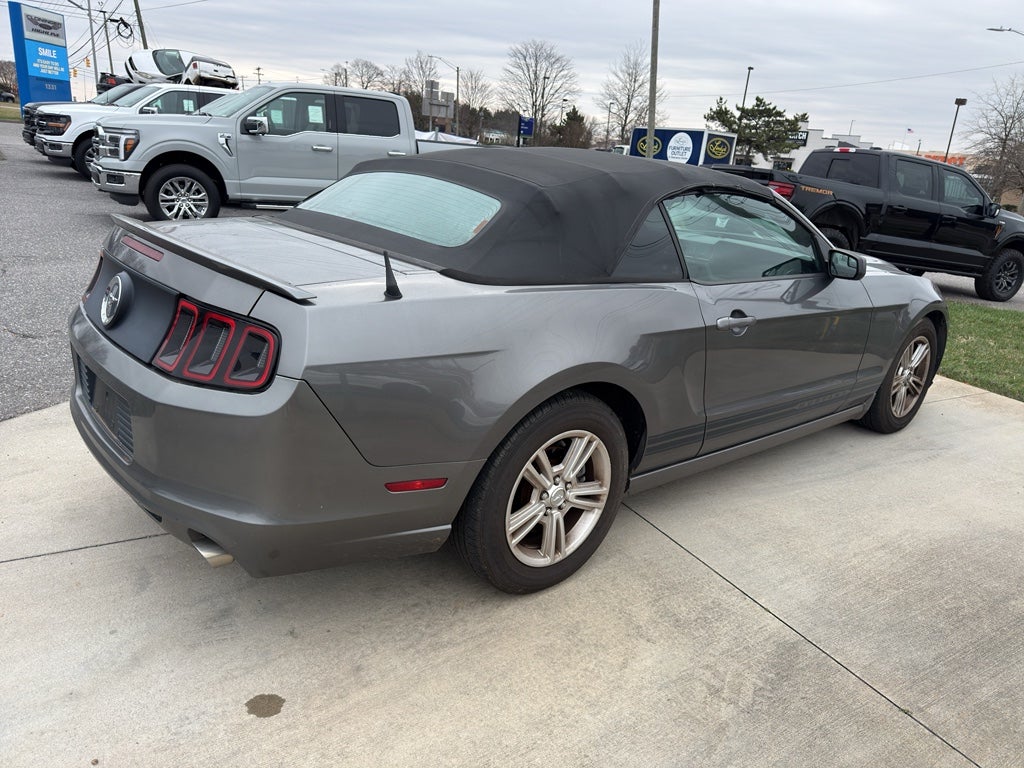 2013 Ford Mustang V6