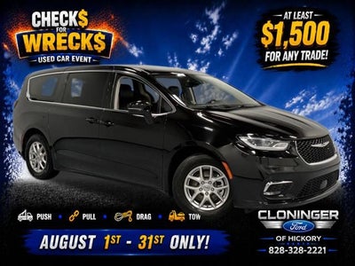 2024 Chrysler Pacifica Touring L