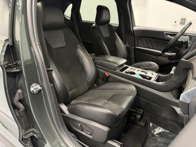 2024 Ford Edge ST