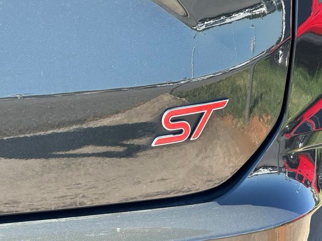 2024 Ford Edge ST