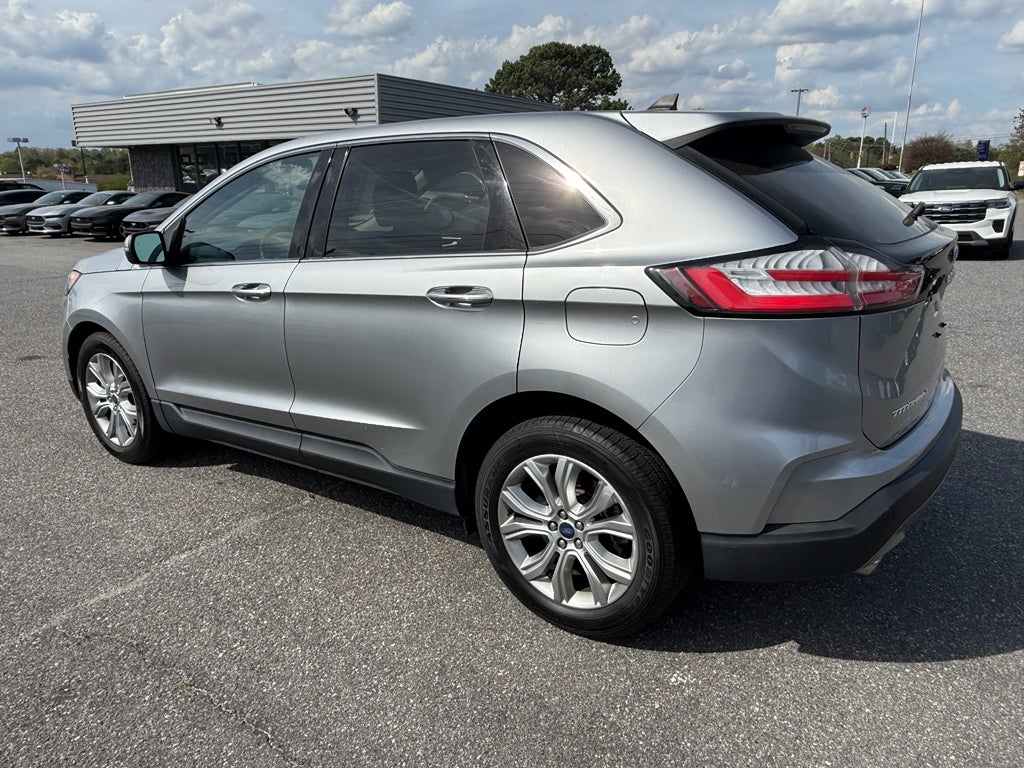 2022 Ford Edge Titanium