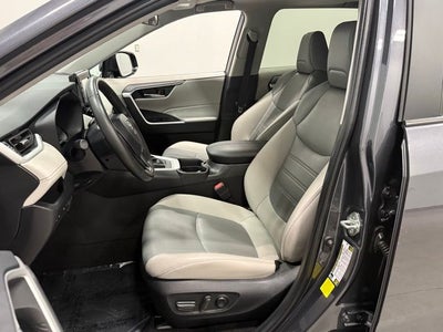 2020 Toyota RAV4 XLE Premium