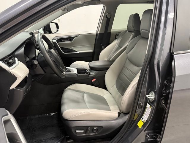 2020 Toyota RAV4 XLE Premium