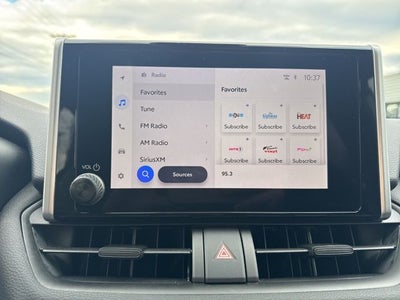 2025 Toyota RAV4 Hybrid SE