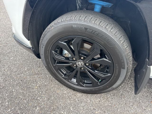 2025 Toyota RAV4 Hybrid SE