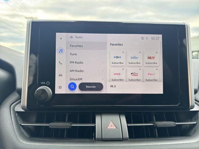 2025 Toyota RAV4 Hybrid SE