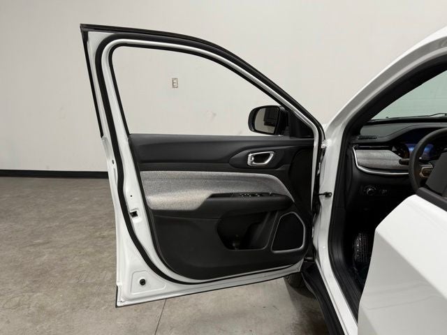 2024 Jeep Compass Sport