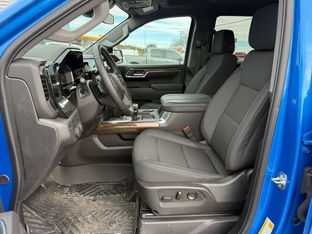 2025 Chevrolet Silverado LT Trail Boss