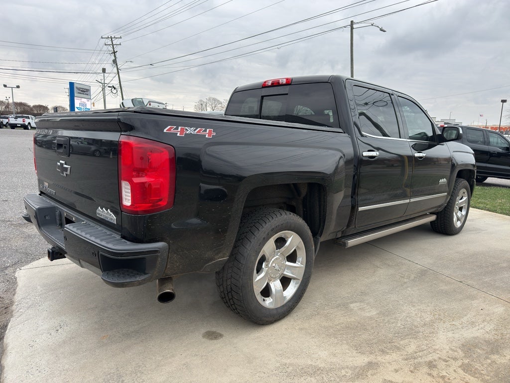 2017 Chevrolet Silverado High Country