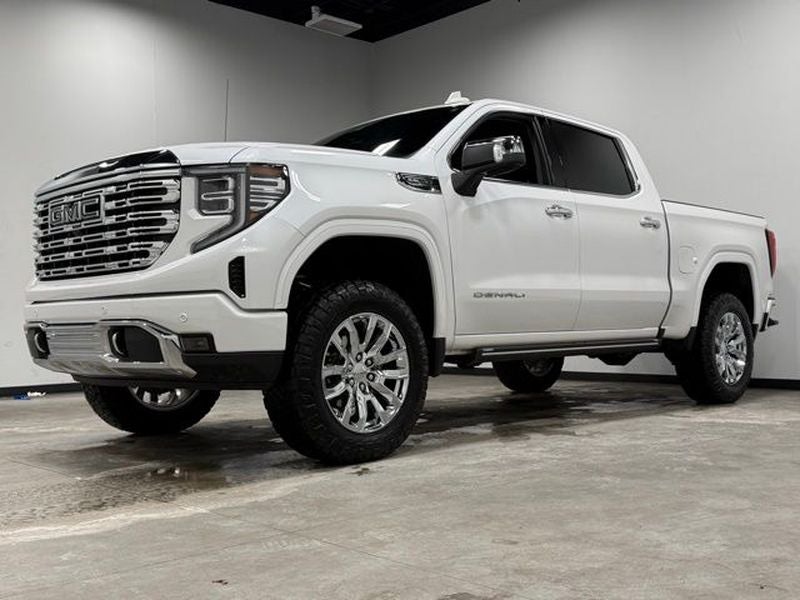 2025 GMC Sierra Denali