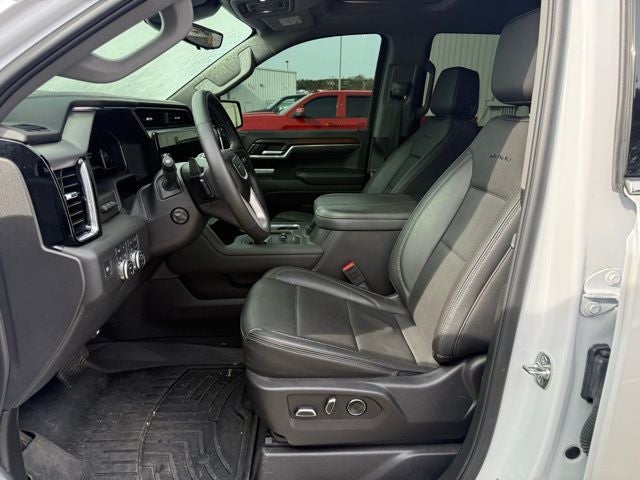 2025 GMC Sierra Denali