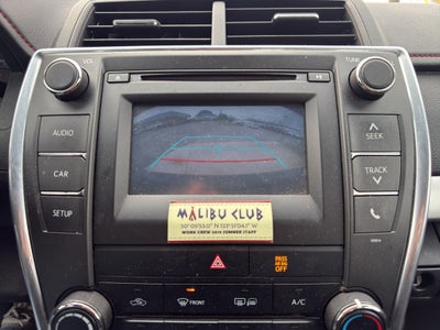 2017 Toyota Camry SE