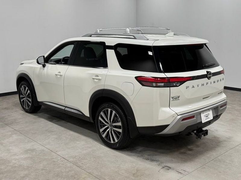 2022 Nissan Pathfinder Platinum