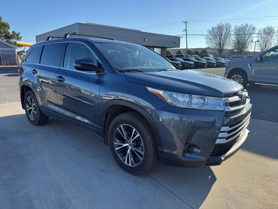 2017 Toyota Highlander LE