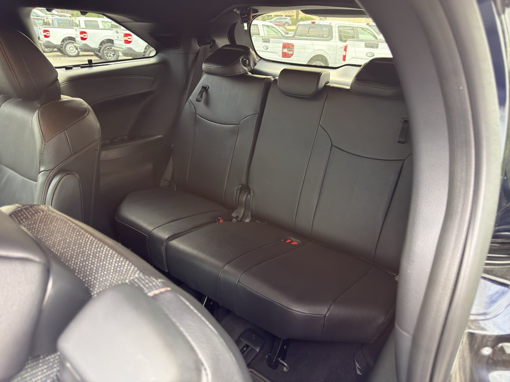 2025 Toyota Sienna Platinum