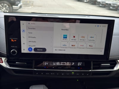 2025 Toyota Sienna Platinum