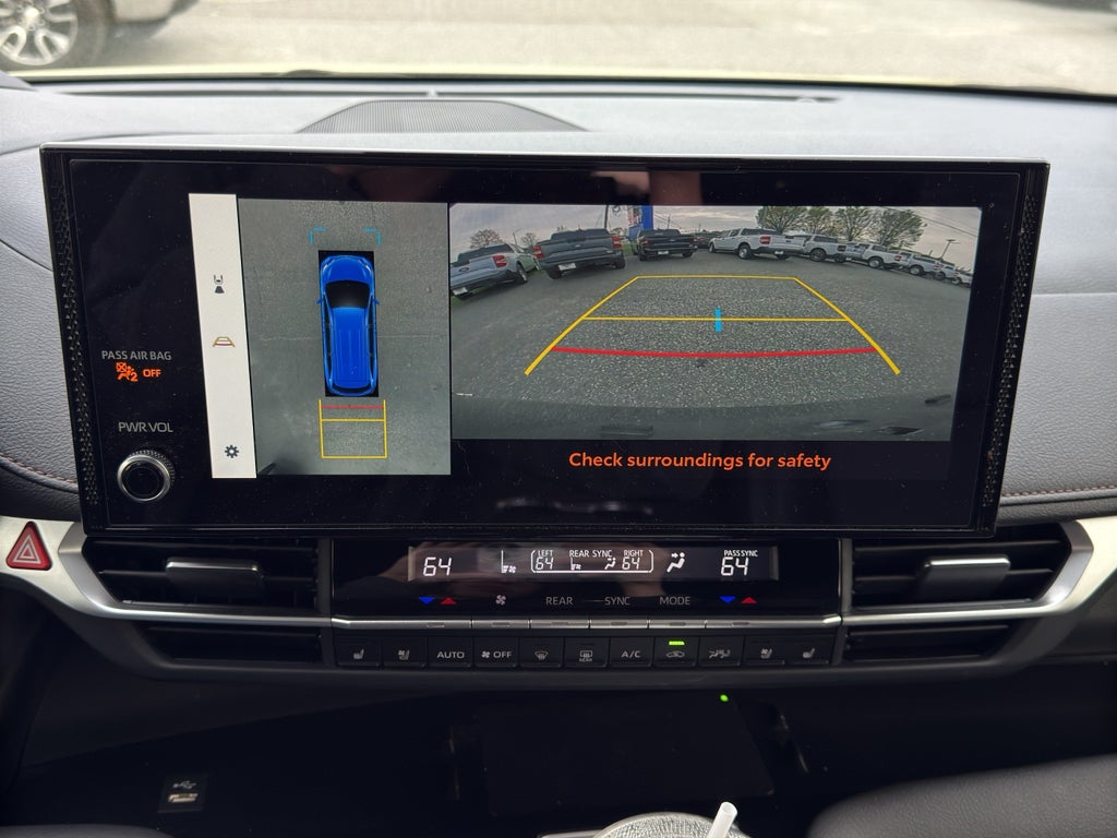 2025 Toyota Sienna Platinum